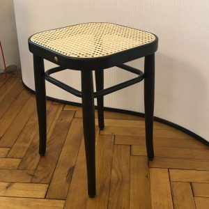 Thonet Hocker