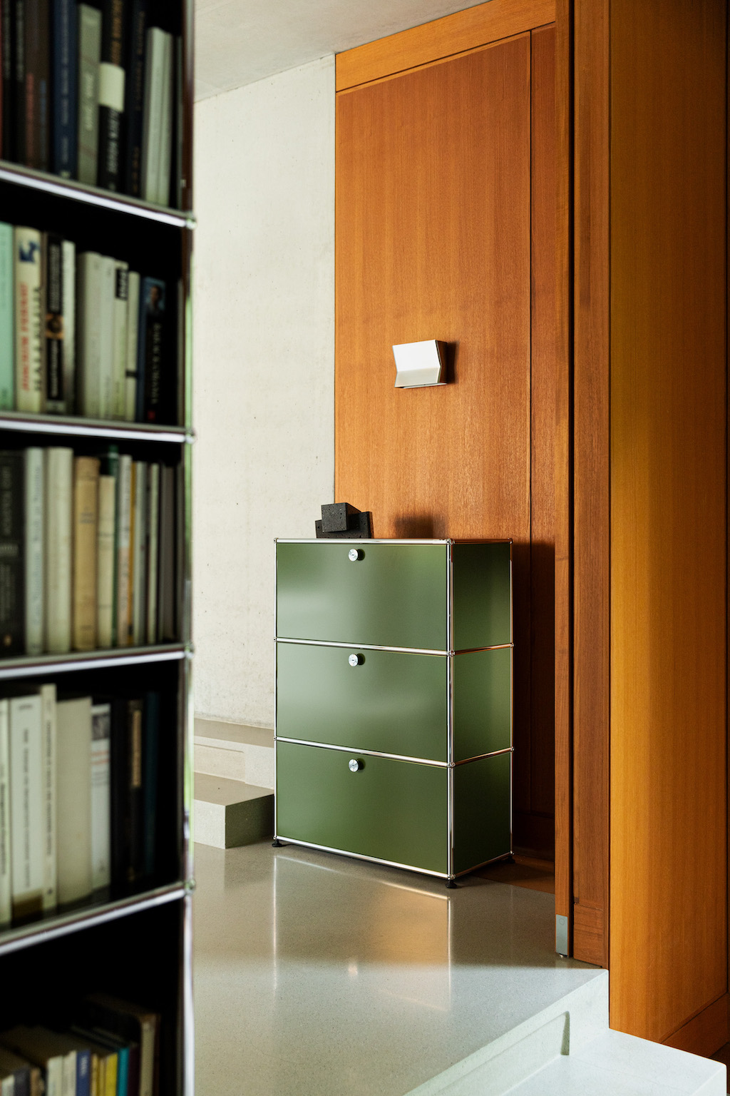 USM Haller Highboard QS G1 Olivgrün - Online Shop - TEUBER ...