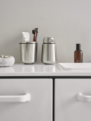 VIPP7 Toothbrush Holder - Zahnbürstenhalter
