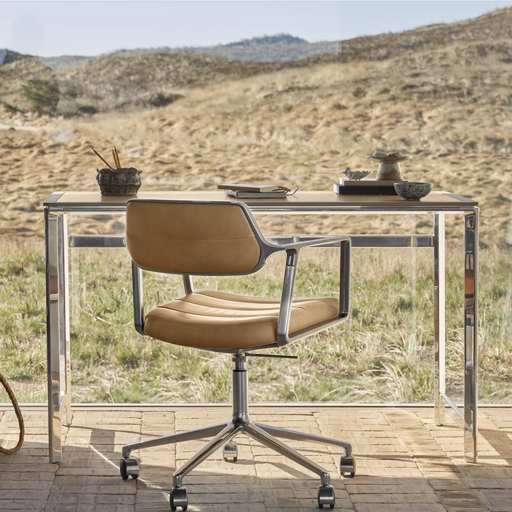 vipp 430 studio desk camel oak 1