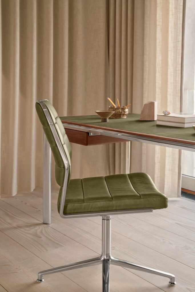 vipp 454 swivel chair alu bosco green gliders 05